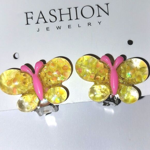Beautiful girls yellow butterfly clip-on earrings for kids - Picture 3 of 4